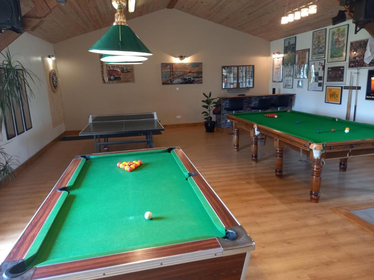 La Gasteboisiere With Swimming Pool And Games Room Le Mesnil-Adelee Exterior foto